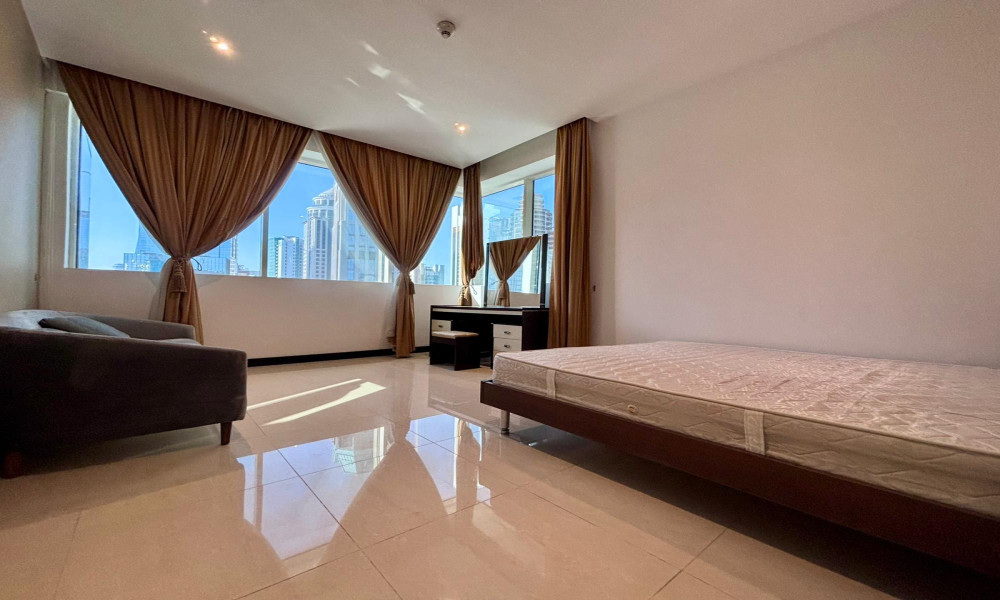 COMFORTABLE HOME FOR RENT 1BHK | FF | WEST BAY - Image 6