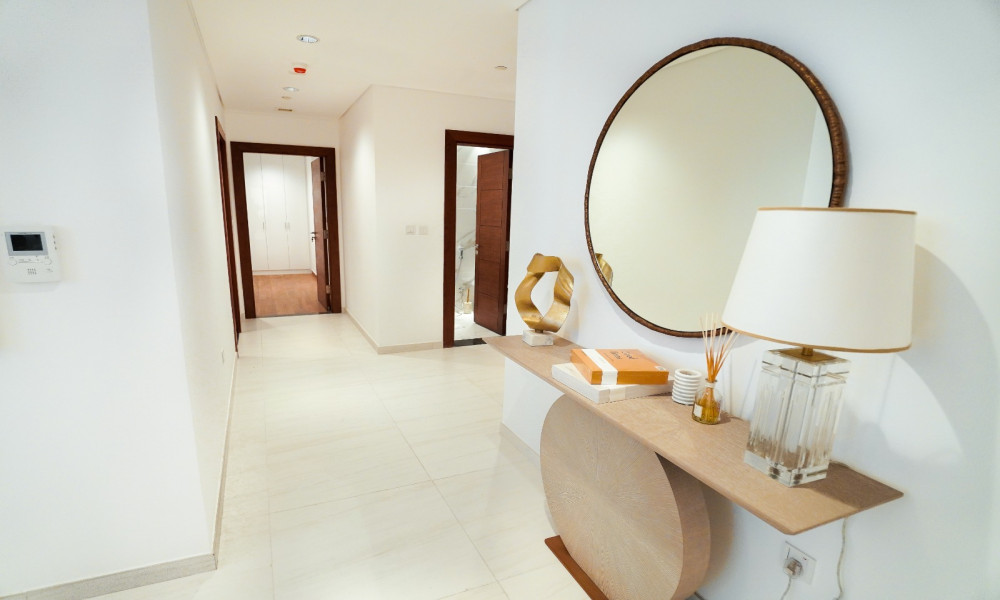 1 BHK BRAND NEW  | DIRECT SEA VIEW | SF small 1