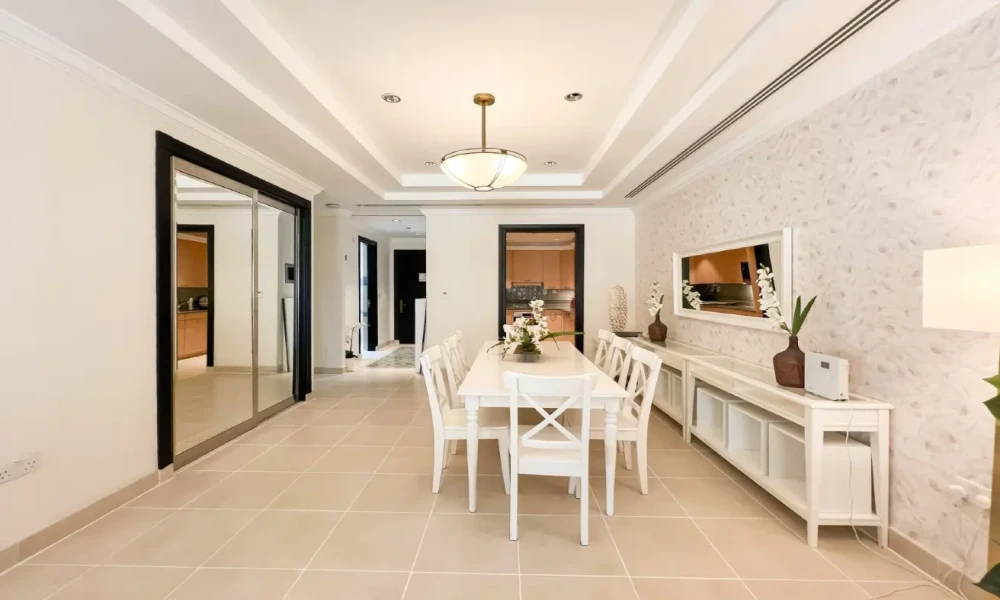 Exclusive Luxury Apartment | SF | Spacious Balcony - Image 4