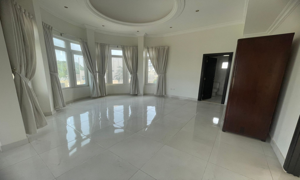 EXPANSIVE 3 BHK VILLA FOR RENT IN WEST BAY | SF - Image 6