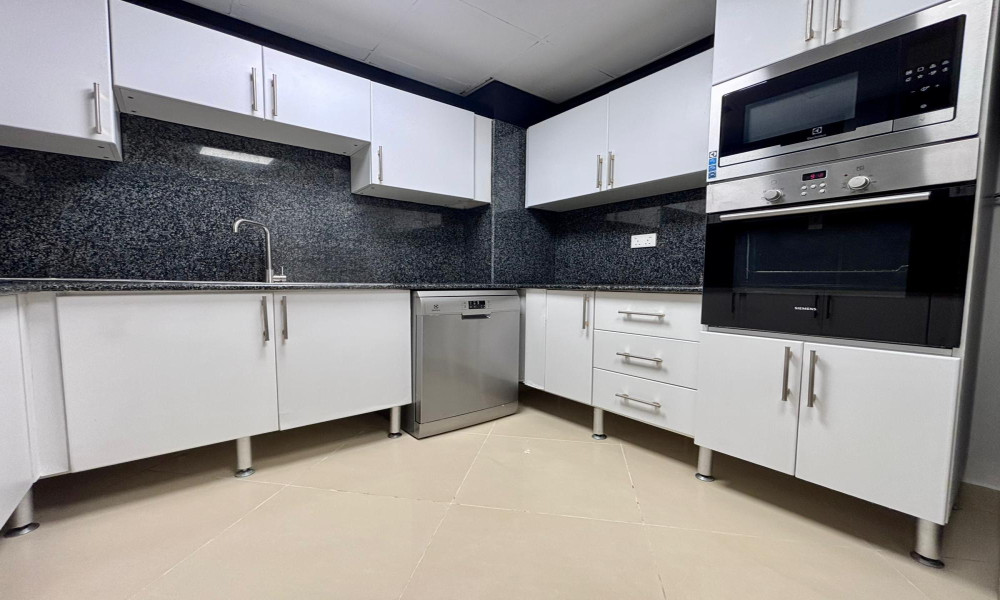 FAMILY READY 2BHK FOR RENT | FF | WEST BAY small 1