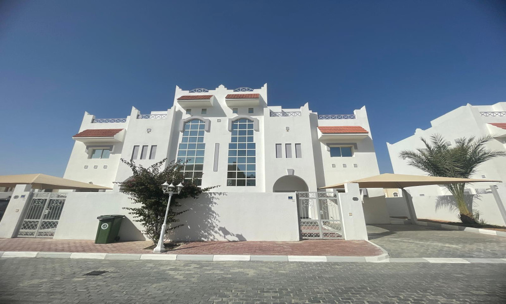 FAMILY VILLA 4 BHK FOR RENT IN AIN KHALED | SF