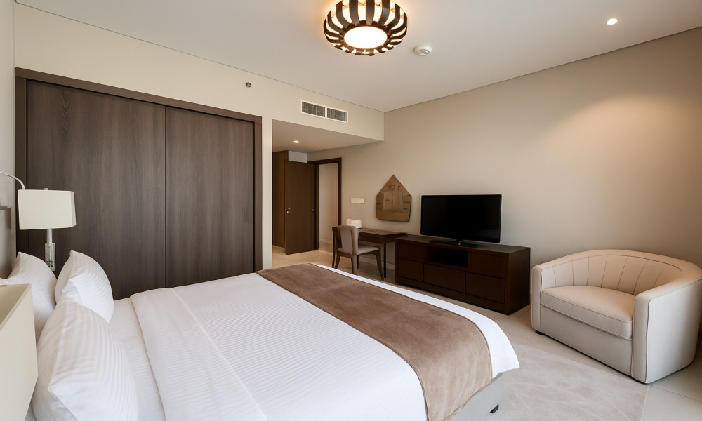 LUXURIOUS 2 BHK FULLY FURNISHED WITH BALCONY FOR RENT - Image 4