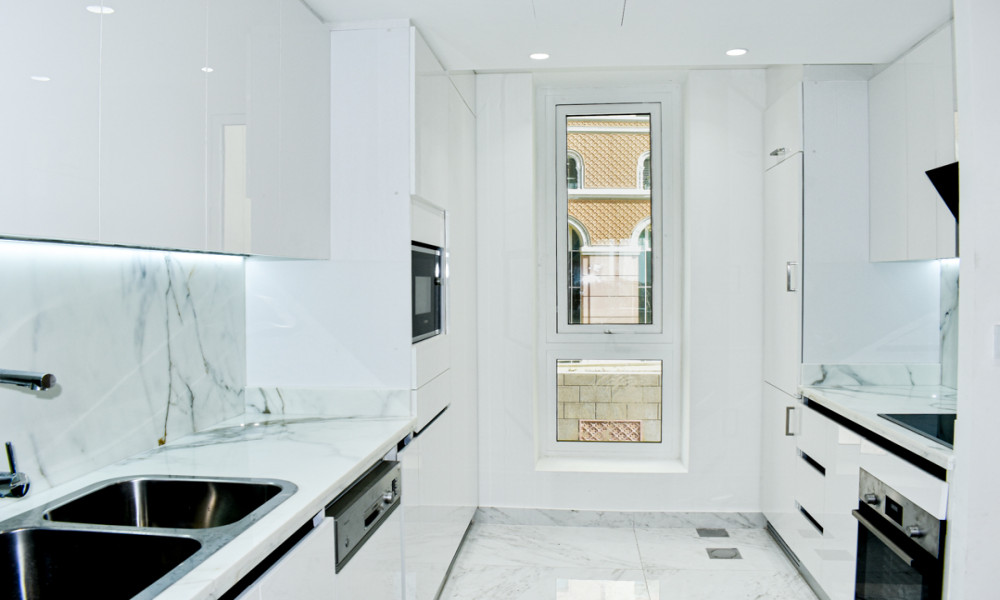 Luxurious 2 BHK with sea view in Viva Bahriyah small 3