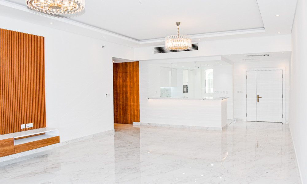 Luxurious 2 BHK with sea view in Viva Bahriyah - Image 6