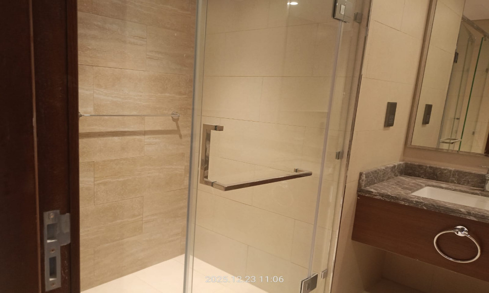 LUXURY FURNISHED 2BHK FOR RENT IN LUSAIL MARINA - Image 5