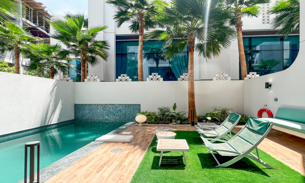 MODERN 5 BHK VILLA FOR SALE | SF | PRIVATE POOL small 2