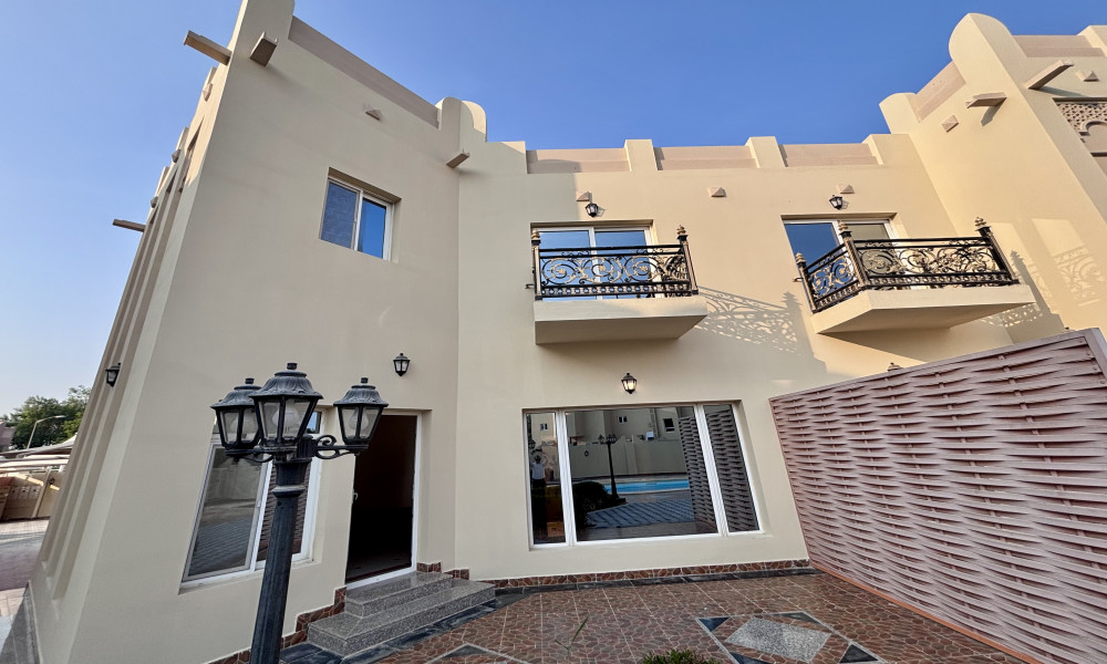 SEMI FURNISHED 3 BHK VILLA FOR RENT IN WEST BAY LAGOON