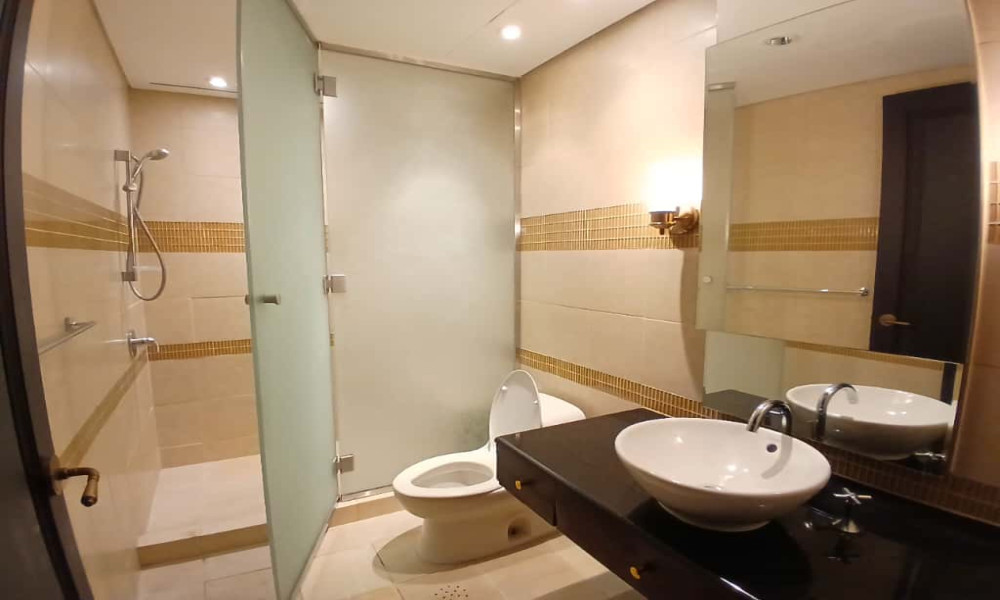 SPACIOUS 2 BHK FOR RENT | SF | WITH MARINA VIEW small 3