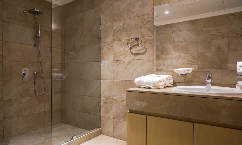 SPACIOUS 3 BHK VILLA FOR RENT | AL MURAIHK | FULLY FURNISHED - Image 5