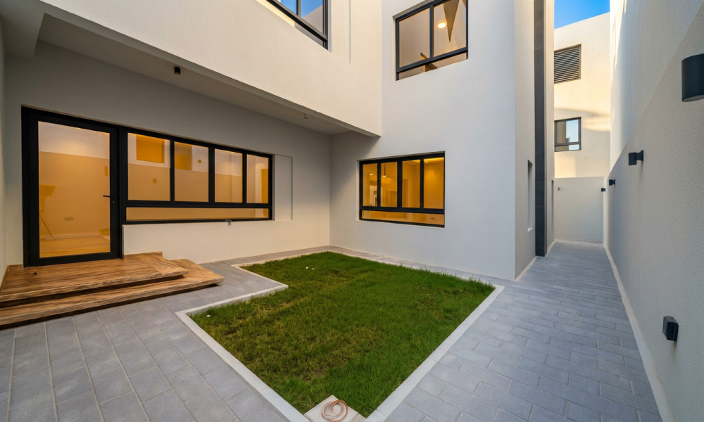 SPACIOUS LUXURY 7BHK VILLA WITH EXTERNAL MAJLIS small 2